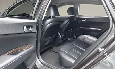 Kia K5 2016, 73040 км, за 6897 USD - фото 18