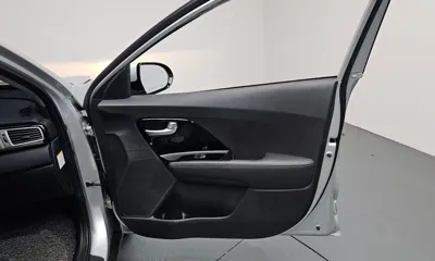 Kia Niro 2018, 43683 км, за 12046.62 USD - фото 24