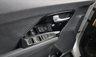 Kia Niro 2018, 43683 км, за 12046.62 USD - фото 29