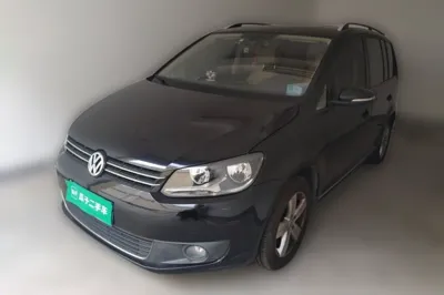 Volkswagen Touran · 2015 год