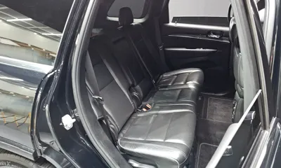 Jeep Cherokee 2019, 71180 км, за 12052.12 USD - фото 30