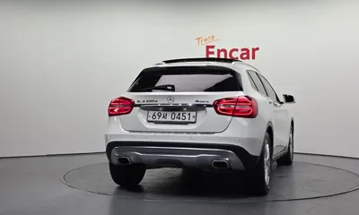 Mercedes-Benz GLA-Class 2017, 101302 км, за 9058.68 USD