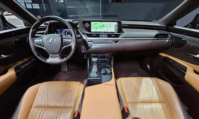 Lexus ES 2019, 97541 км, за 24500.78 USD - фото 7