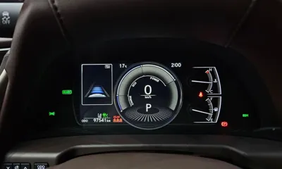 Lexus ES 2019, 97541 км, за 24500.78 USD - фото 8