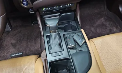 Lexus ES 2019, 97541 км, за 24500.78 USD - фото 9