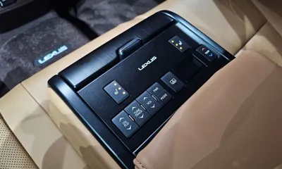Lexus ES 2019, 97541 км, за 24500.78 USD - фото 19