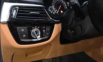 BMW 5-Series 2018, 60619 км, за 15276.6 USD - фото 12