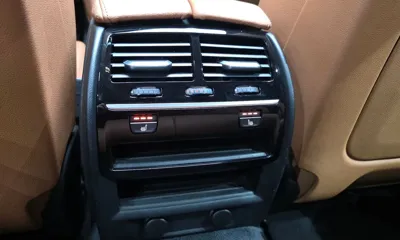 BMW 5-Series 2018, 60619 км, за 15276.6 USD - фото 30