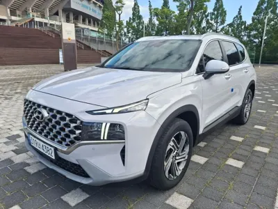 Hyundai Santafe 2022, 75589 км, за 14897.23 USD