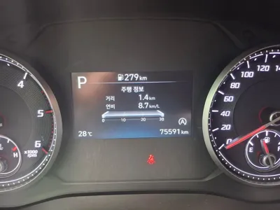 Hyundai Santafe 2022, 75589 км, за 14897.23 USD - фото 12