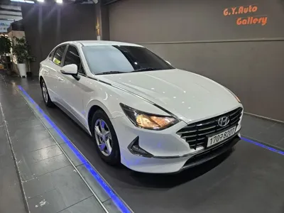 Hyundai Sonata 2022, 100900 км, за 8131.68 USD