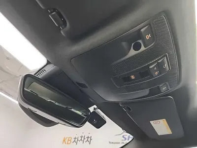 Mercedes-Benz CLA-Class 2017, 132304 км, за 9446.26 USD - фото 17