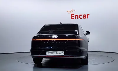 Hyundai Grandeur 2023, 63465 км, за 18970.72 USD