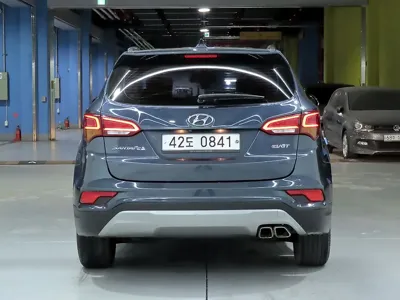 Hyundai Santafe 2016, 88947 км, за 7548.9 USD