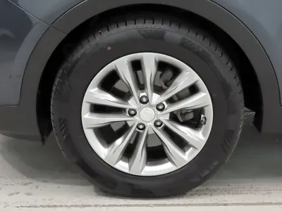 Hyundai Santafe 2016, 88947 км, за 7548.9 USD