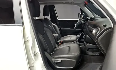 Jeep Renegade 2019, 6462 км, за 11232.24 USD - фото 10
