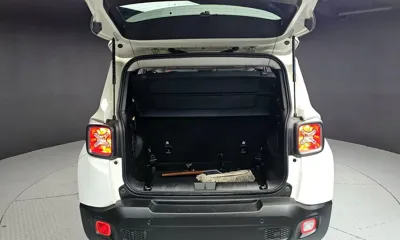 Jeep Renegade 2019, 6462 км, за 11232.24 USD - фото 20