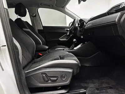 Audi Q3 2021, 35300 км, за 24052.14 USD - фото 22
