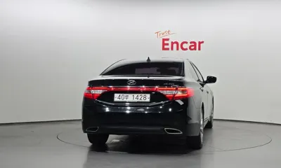 Hyundai Grandeur 2014, 146469 км, за 3837.14 USD