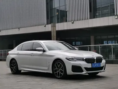 BMW 5 Series 2021, 66000 км, за 30929.81 USD