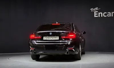 BMW 3-Series 2020, 101435 км, за 17096.79 USD