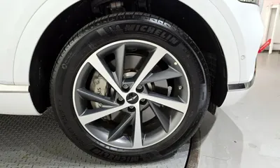 Genesis GV80 2024, 22710 км, за 40718.59 USD