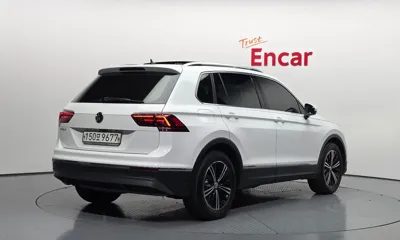 Volkswagen Tiguan 2020, 110923 км, за 12734.67 USD