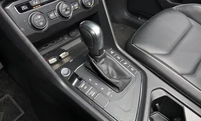 Volkswagen Tiguan 2020, 110923 км, за 12734.67 USD - фото 9