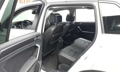 Volkswagen Tiguan 2020, 110923 км, за 12734.67 USD - фото 12