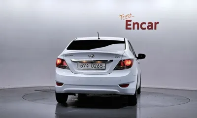 Hyundai Accent 2015, 78053 км, за 3583.06 USD