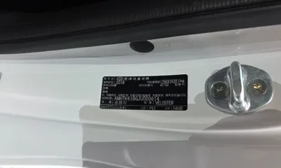 Hyundai Veloster 2018, 116227 км, за 6825.71 USD - фото 30