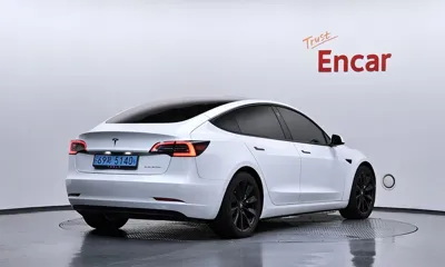 Tesla Model 3 2021, 183504 км, за 17001.44 USD