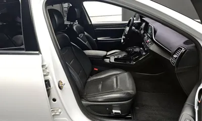 Hyundai Grandeur 2018, 188856 км, за 5949.24 USD - фото 10