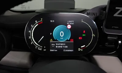 MINI Cooper 2023, 35661 км, за 16245.2 USD - фото 8