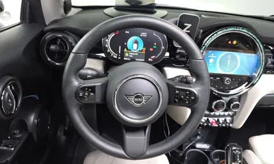 MINI Cooper 2023, 35661 км, за 16245.2 USD - фото 13
