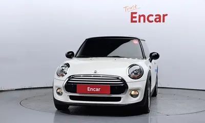 MINI Cooper 2015, 45345 км, за 5255.2 USD