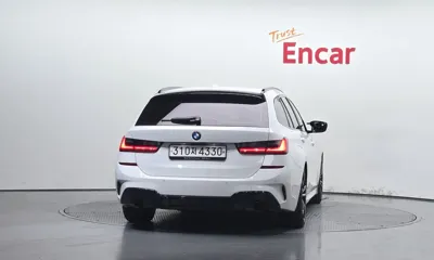 BMW 3-Series 2022, 35770 км, за 25352.65 USD