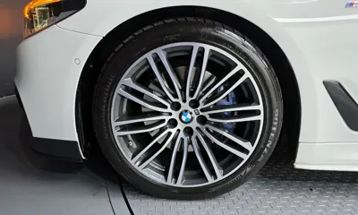 BMW 5-Series 2019, 59672 км, за 20482.32 USD