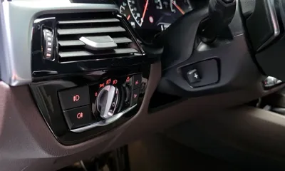 BMW 5-Series 2019, 59672 км, за 20482.32 USD - фото 14