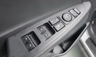 Hyundai Tucson 2018, 72428 км, за 10944.63 USD - фото 12