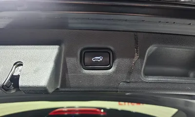 Hyundai Santafe 2022, 92410 км, за 18102.49 USD - фото 31