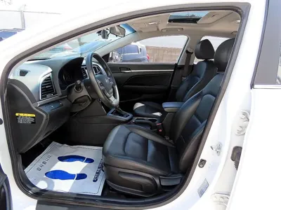 Hyundai Avante 2016, 129957 км, за 5665.17 USD