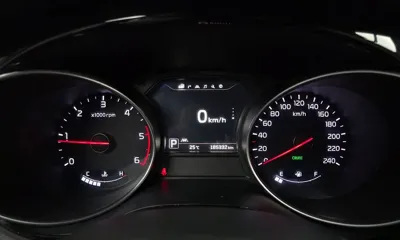 Kia Canival 2015, 185332 км, за 5112.28 USD - фото 8
