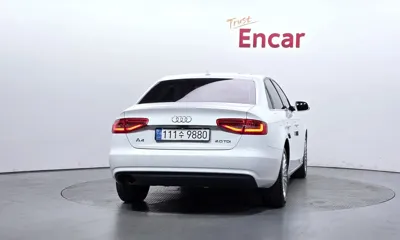 Audi A4 2013, 62581 км, за 4463.7 USD