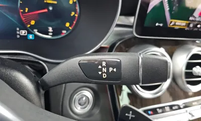Mercedes-Benz GLC-Class 2020, 95426 км, за 20021.01 USD - фото 9