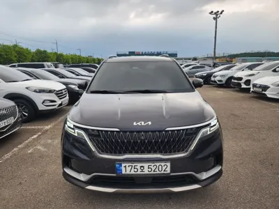 Kia Canival 2023, 76250 км, за 14268.99 USD