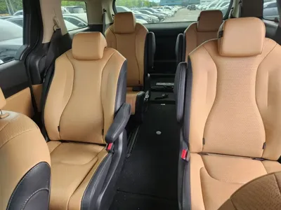 Kia Canival 2023, 76250 км, за 14268.99 USD - фото 11
