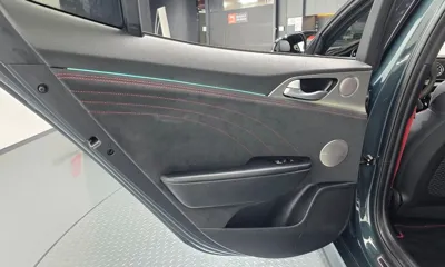 Kia Stinger 2022, 52344 км, за 24690.57 USD - фото 25