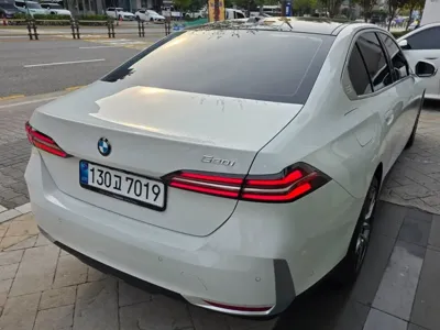 BMW 5-Series 2026, 2300 км, за 22180.37 USD