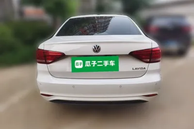Volkswagen Lavida 2019, 87000 км, за 8098 USD